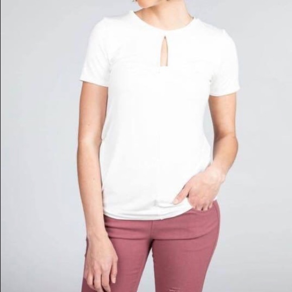 || N E W || Agnes & Dora Twist Keyhole Top